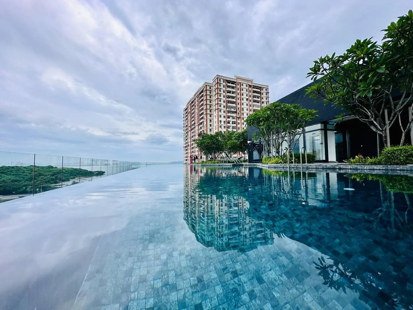 Tatami With Seaview, 9Pax, Urban Suites By Pg Home Τζωρτζ Τάουν 0*,