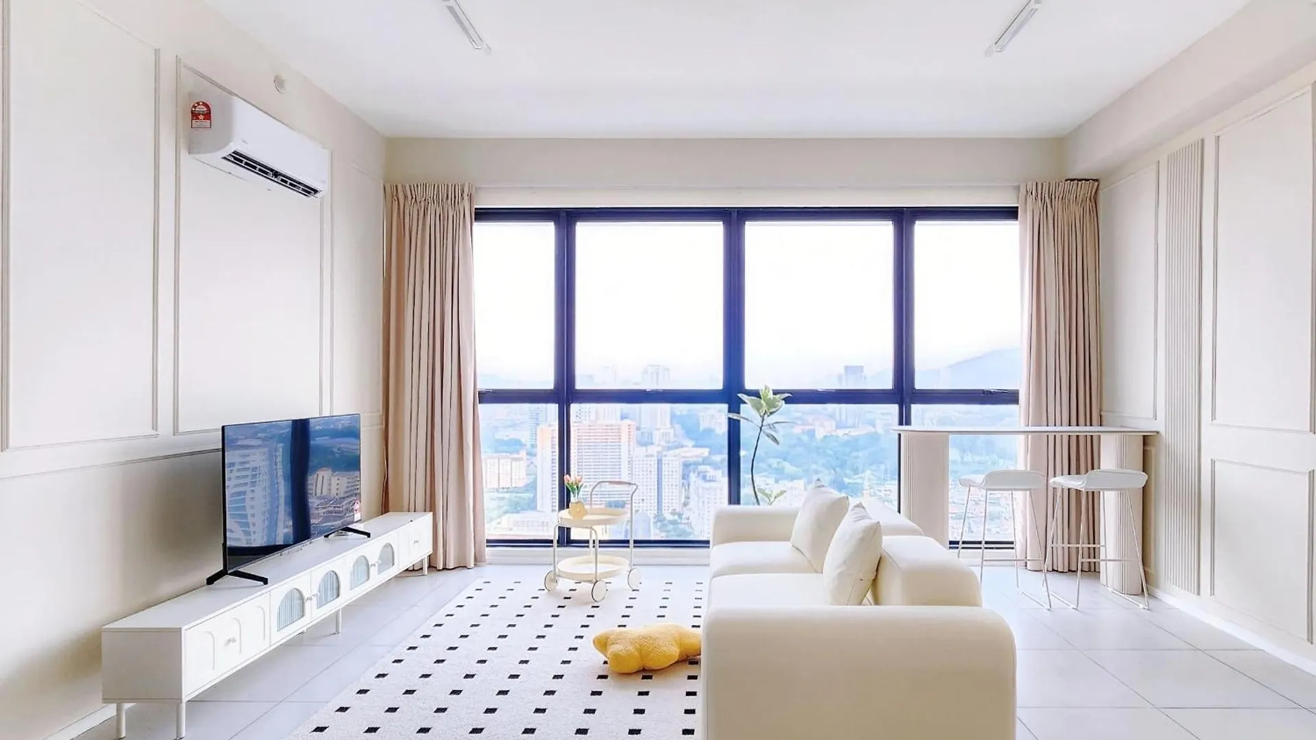 Tatami With Seaview, 9Pax, Urban Suites By Pg Home Τζωρτζ Τάουν