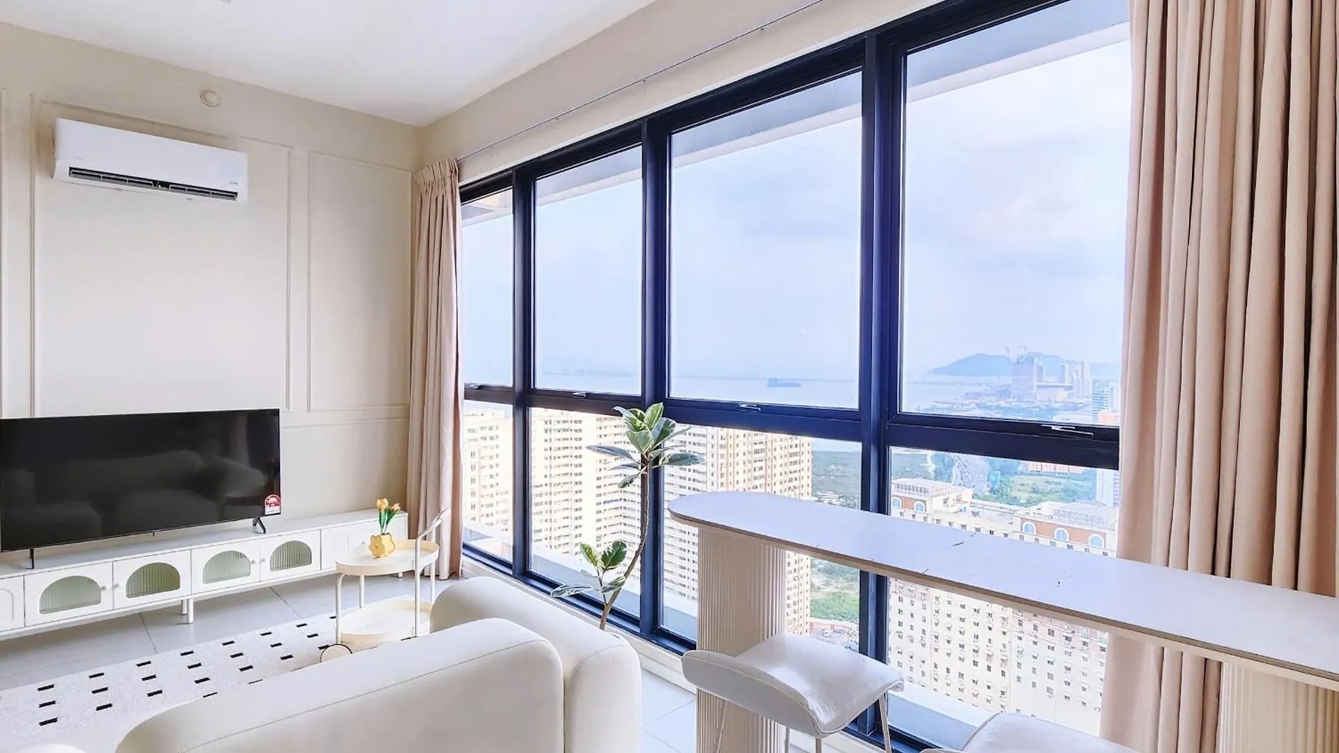 ג'ורג' טאון Tatami With Seaview, 9Pax, Urban Suites By Pg Home דירה